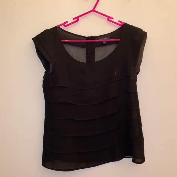 Pretty ruffle black blouse - Picture 2 of 3